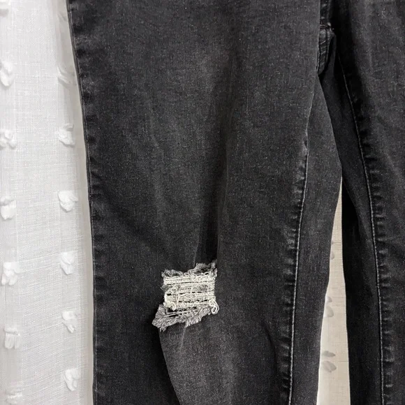 Like New XXL Crop Flare Jeans High Waist Rip Distressed Wide Leg Stretch Raw Hem - Picture 8 of 10